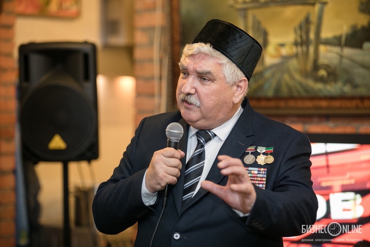 Поздравление с днем рождения Бурханова А.А.