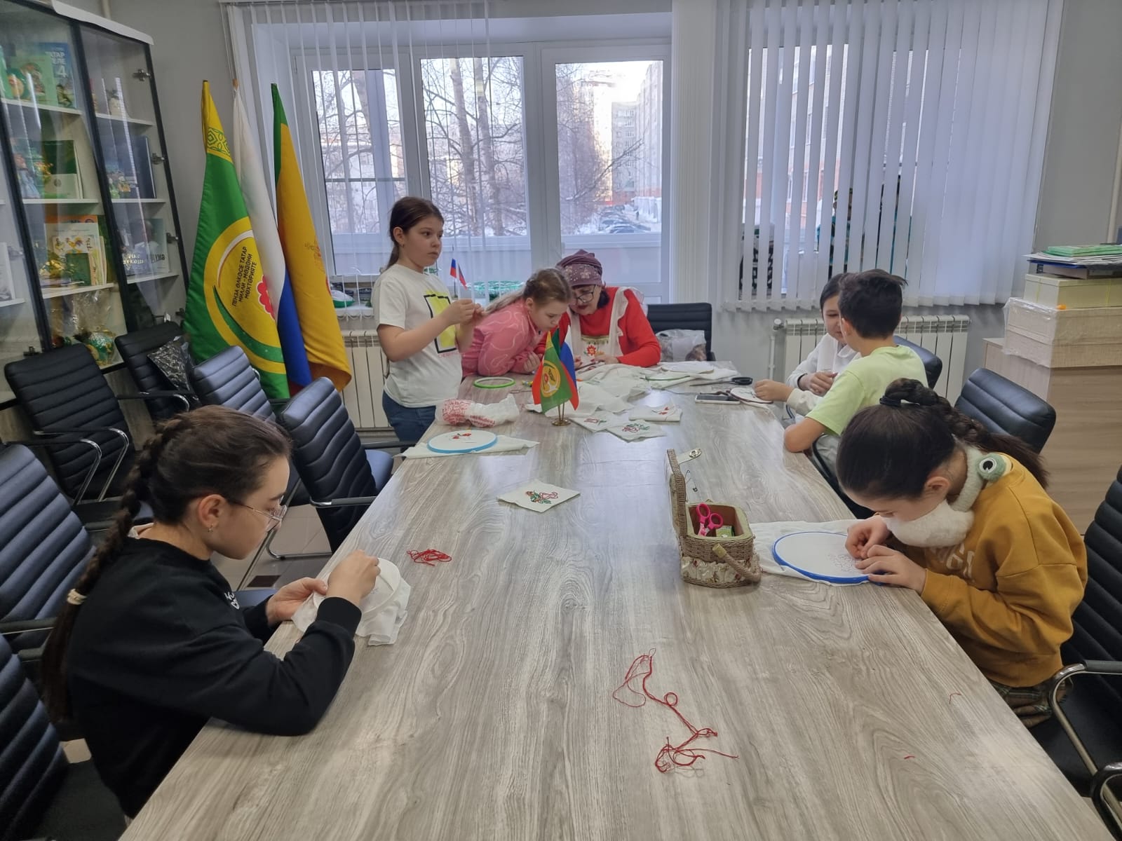 Подарки юных мастериц Ак Калфак при РОО ТНКА ПО на Междунаро́дный же́нский день - 8 Марта