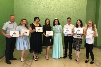 Вручение сертификатов о прохождении дополнительной общеразвивающей программы Татарский язык. Начальный уровень КФУ