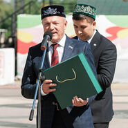 352.jpg